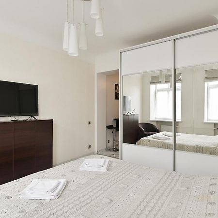Nice & Cheap Apartment And Free Parking リガ エクステリア 写真