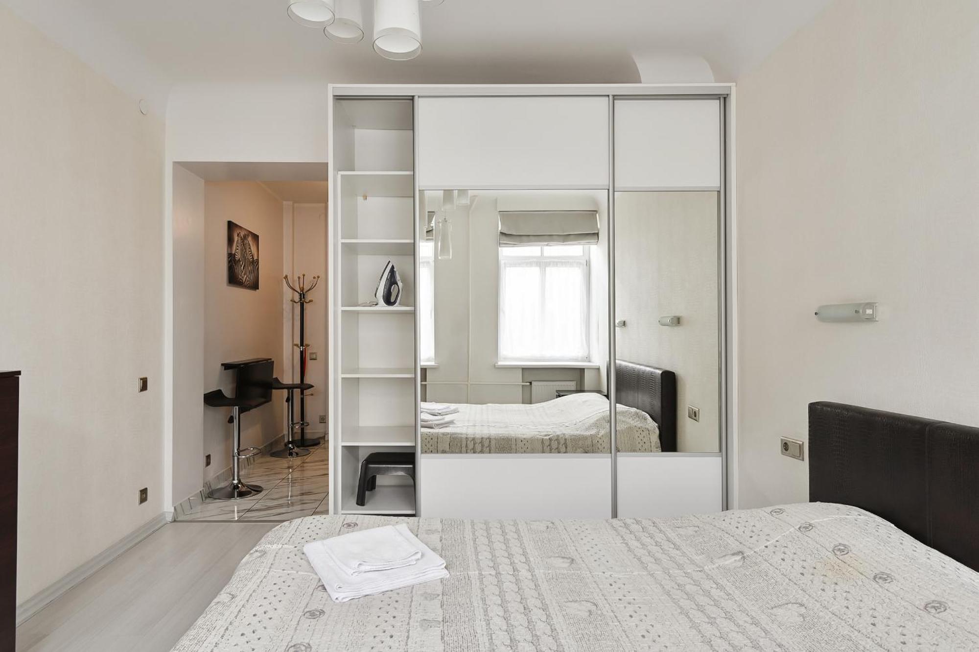 Nice & Cheap Apartment And Free Parking リガ エクステリア 写真
