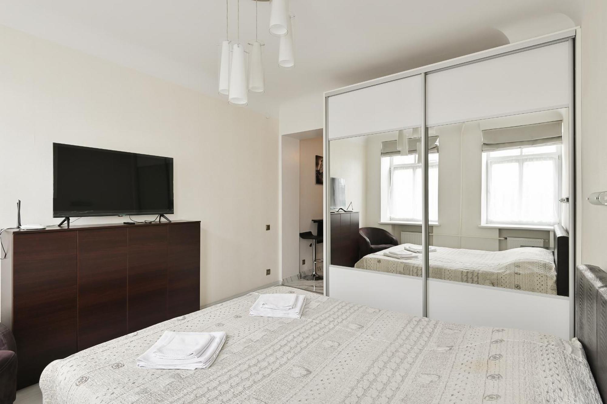 Nice & Cheap Apartment And Free Parking リガ エクステリア 写真